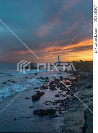 Pigeon Point 30806304