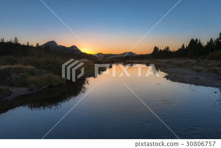 Yosemite during sunset 30806757