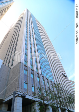 金融服務局 30809316