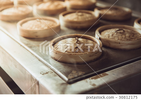 Chinese hot steam cooking food Yumcha or Dim sum 30812175