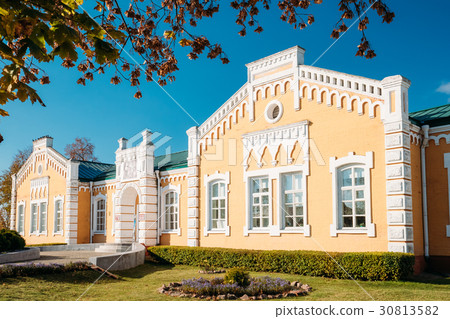 Dobrush, Belarus. Paskevich House, Today Dobrush Dobrush, Belarus. Paskevich House, Today Dobrush 30813582