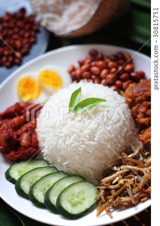 Asian food nasi lemak 30815751
