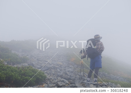 Mountain climbing Mt. Ogigatake · bad weather (gas) Mountain climbing Mt. Ogigatake · bad weather (gas) 30818248