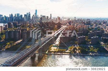 Williamsburg Bridge over the East River Williamsburg Bridge over the East River 30819821