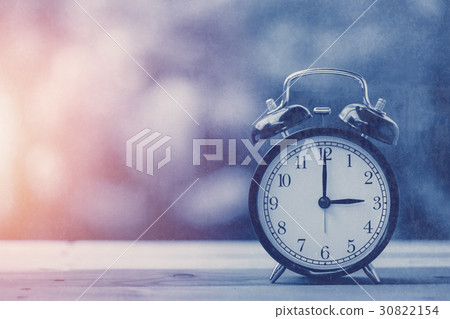 3 o'clock old retro clock blue vintage 3 o'clock old retro clock blue vintage 30822154