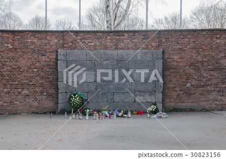 奧斯威辛集中營死牆（波蘭） 30823156