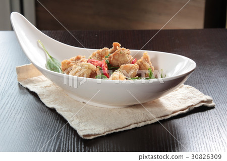 deep fried chicken 30826309