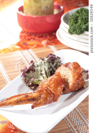 deep fried chicken 30826549