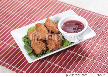 deep fried chicken 30826594