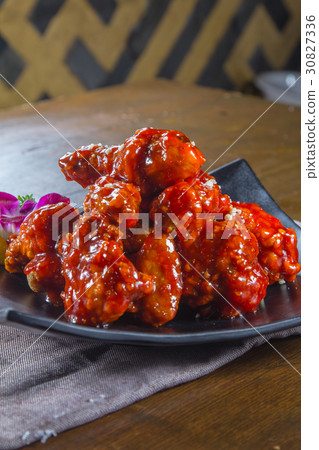 deep fried chicken 30827336