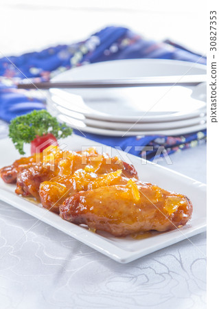 deep fried chicken 30827353
