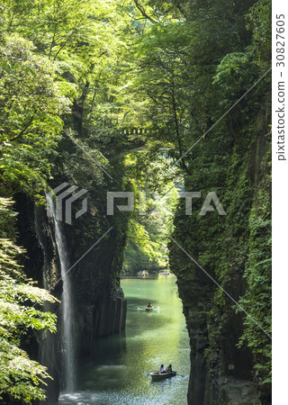 Mako well waterfall of Takachiho Gorge 30827605