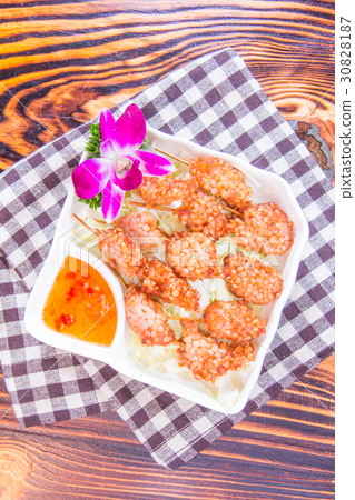 deep fried chicken 30828187