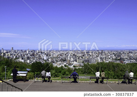 從Asahiyama紀念公園的札幌街道查看 從Asahiyama紀念公園的札幌街道查看 30837837