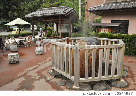 Kinosaki Onsen Pharmacist Source 30844987