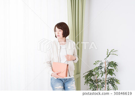 Lifestyle women 30846619