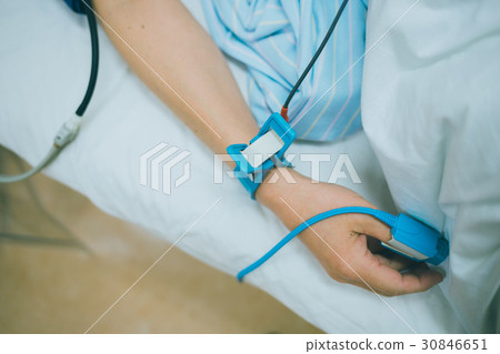patient, patients, pulse oximeter 30846651