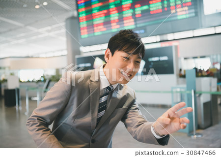 airport, business trip, business man 30847466
