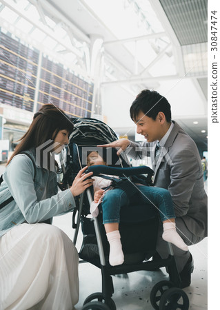 business trip, airport, family 30847474