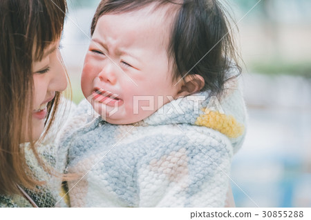 哭泣 哭 嬰兒 30855288