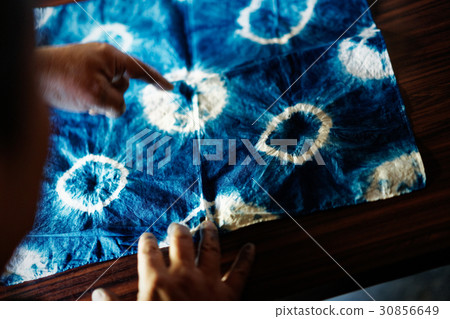 Aizen tie dye 30856649
