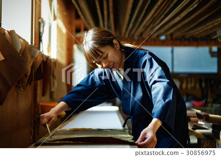 靛藍染料手女士 靛藍染料手女士 30856975