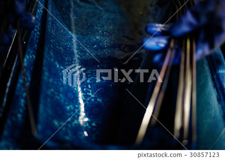 Indigo dye hand dye dyeing Indigo dye hand dye dyeing 30857123