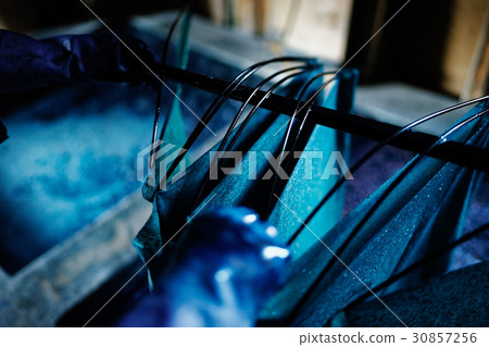 Indigo dye hand dye dyeing Indigo dye hand dye dyeing 30857256
