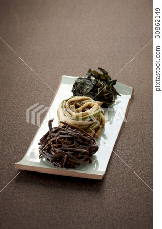 Island wormwood, tranquility, fern Island wormwood, tranquility, fern 30862149