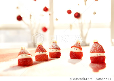 Strawberry, Christmas 30863375