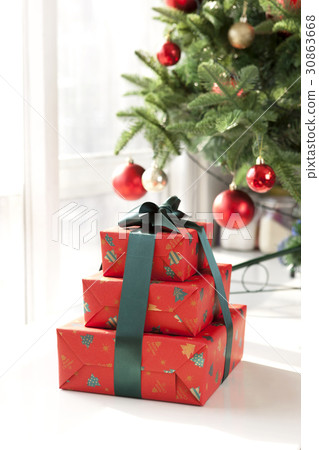 Gifts, Christmas tree 30863668