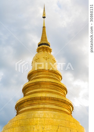 Wat Phra That Hariphunchai Pagoda Wat Phra That Hariphunchai Pagoda 30868131