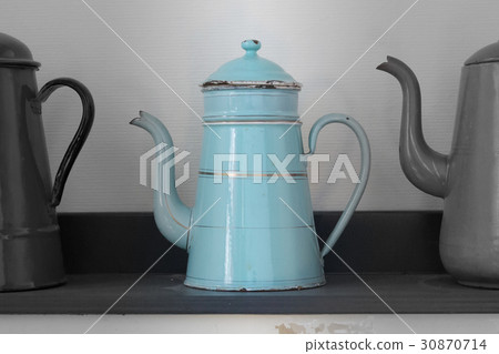 Antique blue kettle 30870714