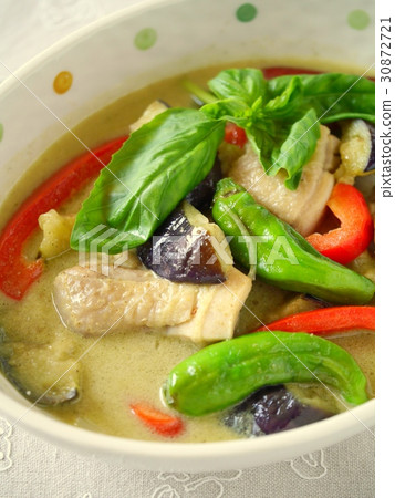 Green curry (high angle up) 30872721