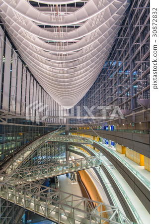 Tokyo International Forum  30872832