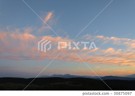 在Hachiagaharahara的日落 30875097