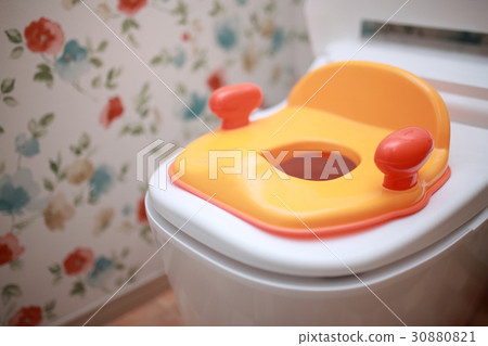Toilet training assistance toilet seat (Owaramaro toilet flush toilet bowl tower house my home apartment) 30880821