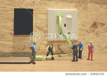 focus of miniature engineer and worker plugin focus of miniature engineer and worker plugin 30882595