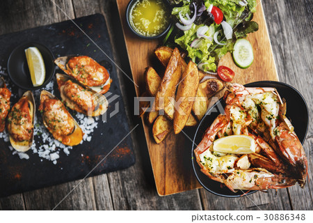 Bistro good food Cafe serving fusion menu 30886348