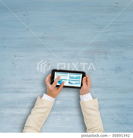 Using financial application Using financial application 30891342