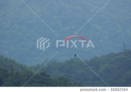 hang gliding hang gliding 30892564