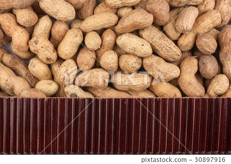 Beautiful bamboo mat on peanut Beautiful bamboo mat on peanut 30897916