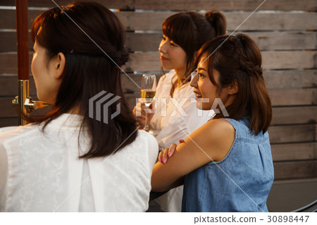 派對女孩派對旅行度假度假女孩旅行朋友 派對女孩派對旅行度假度假女孩旅行朋友 30898447