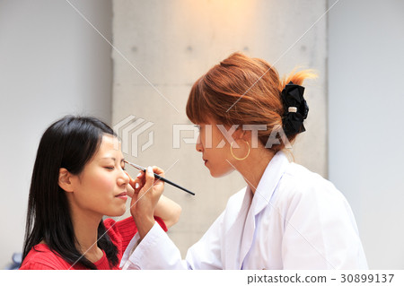 美容培訓課程化妝課 美容培訓課程化妝課 30899137