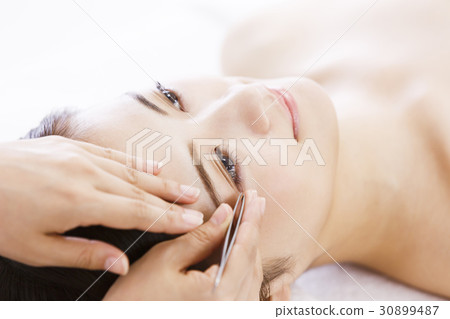 Esthetic eyelash extensions maude equautique female beauty beauty salon skin care young lady Esthetic eyelash extensions maude equautique female beauty beauty salon skin care young lady 30899487