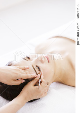 Esthetic eyelash extensions maude equautique female beauty beauty salon skin care young lady Esthetic eyelash extensions maude equautique female beauty beauty salon skin care young lady 30899500