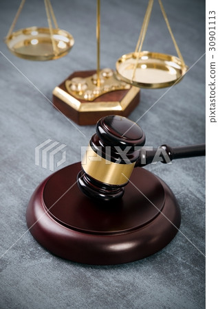 Justice and law composition 30901113