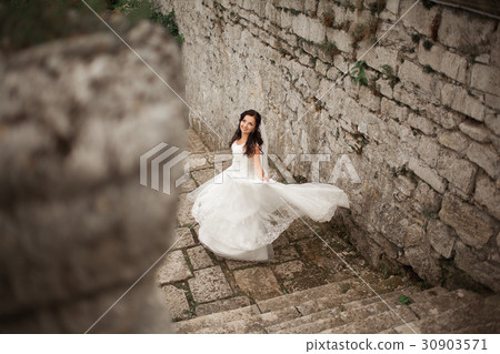 Gorgeous romantic gentle stylish beautiful 30903571