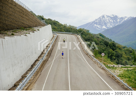 runner leader of mountain marathon runner leader of mountain marathon 30905721