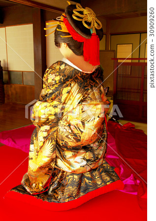 Kimono female behind appearance 30909260